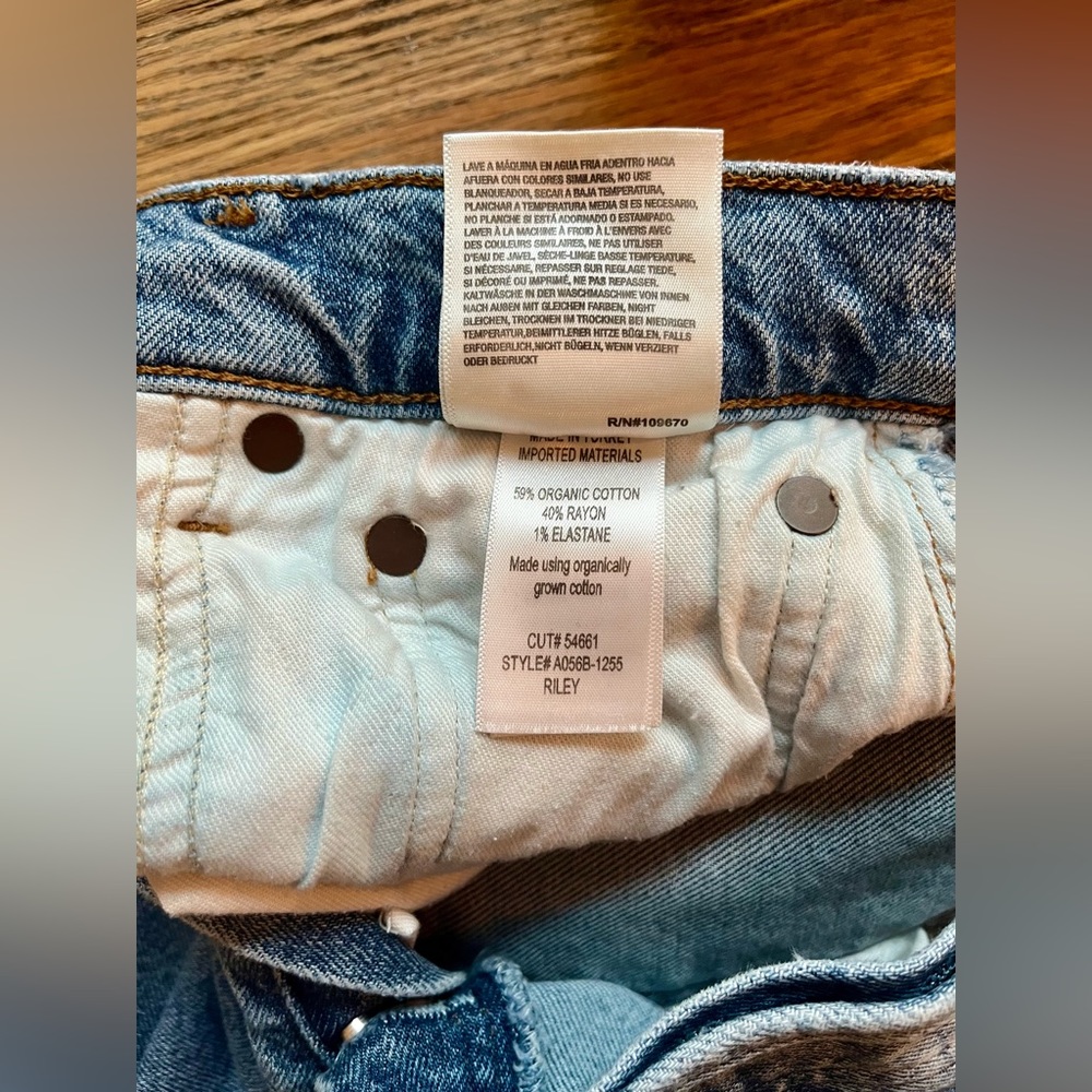 Agolde Riley High Rise Straight Jeans - Size 26 - Picture 3 of 5